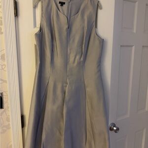 Elegant Gray Sleeveless Dress